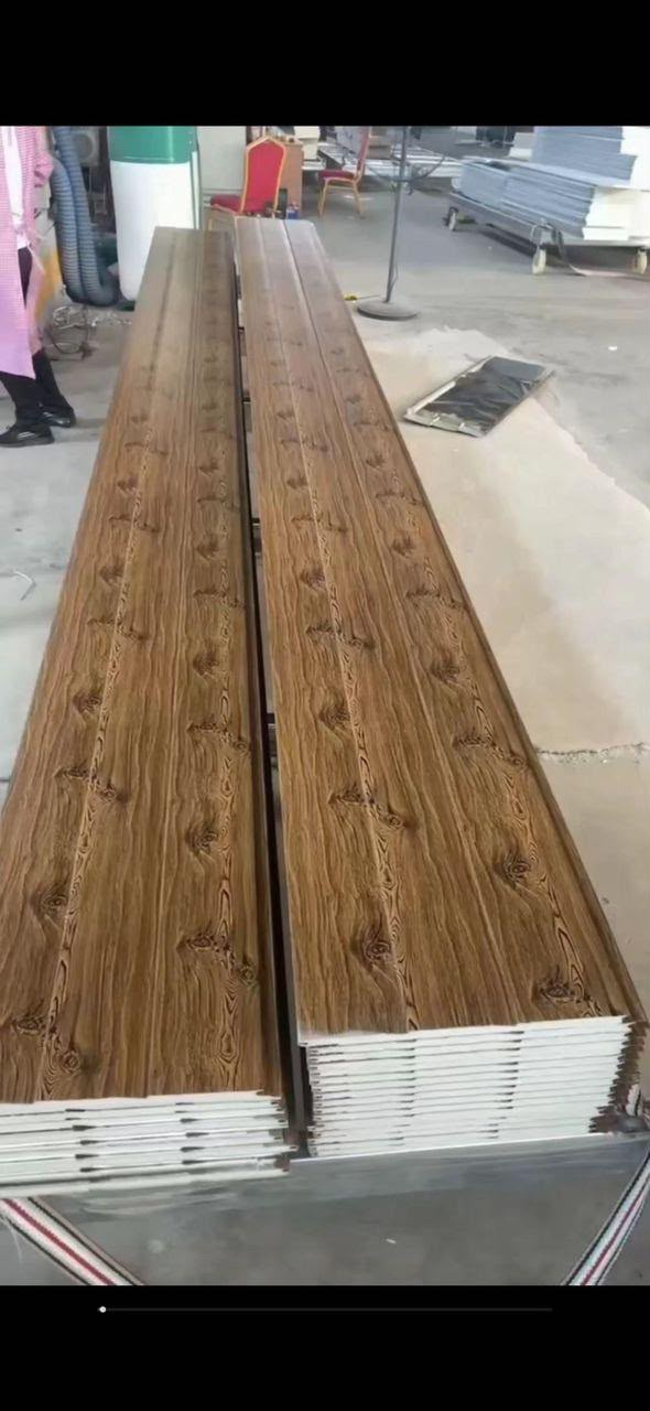 Panel Termoizolues – Modeli 1